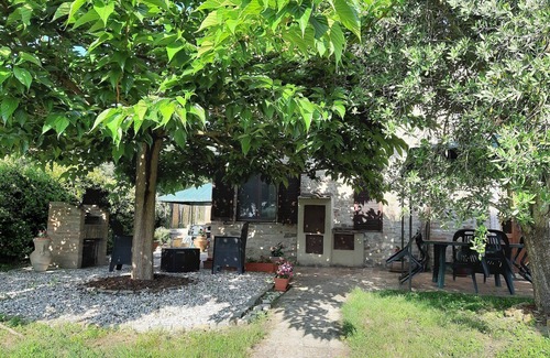 Bollano House | Tuscan Getaway with Garden