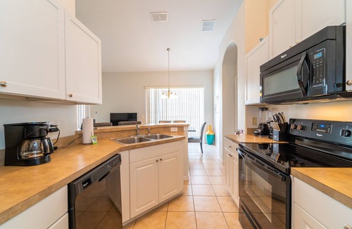 Tuscan Hills House | Tuscan Hills Gated Resort Home with Pool Close to Disney