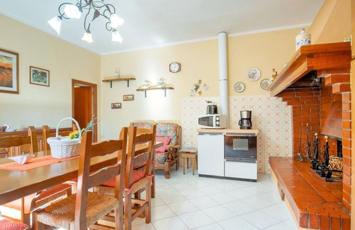 Chianni House | Tuscany Family Country Home