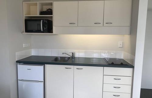 Tahunanui Hotel | Tuscany Gardens Motor Lodge
