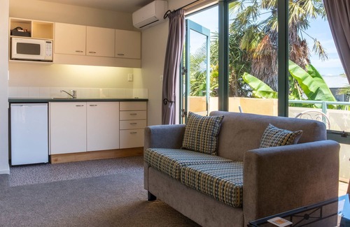 Tahunanui Hotel | Tuscany Gardens Motor Lodge