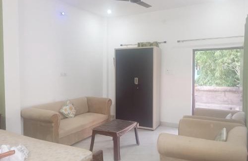 Allahabad House | Tushar home stay 461