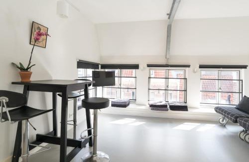 Jordaan House | Tweede Laurierdwarsstraat Apartment