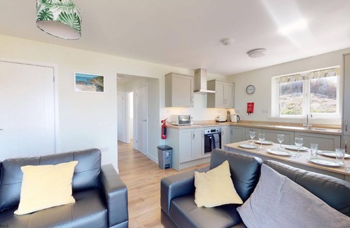 Hayle Cottage | Tweenbanx has been fully rebuilt and can accommodate up to 6 people