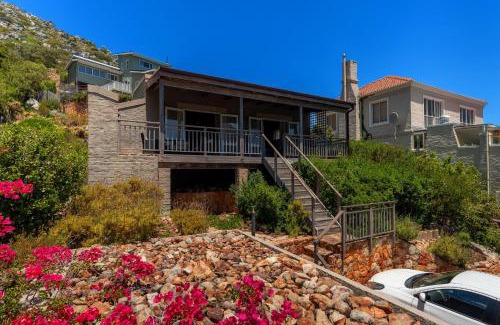 Clovelly House | Tweni Cottage