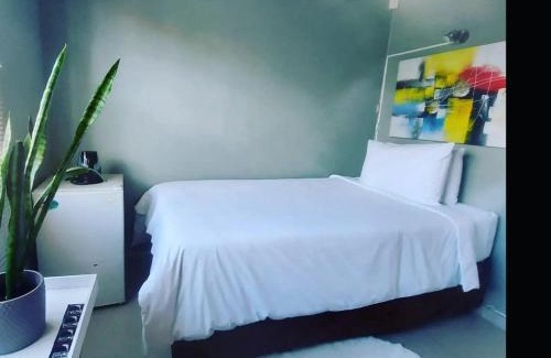Gaborone House | Twenty4ten Guesthouse