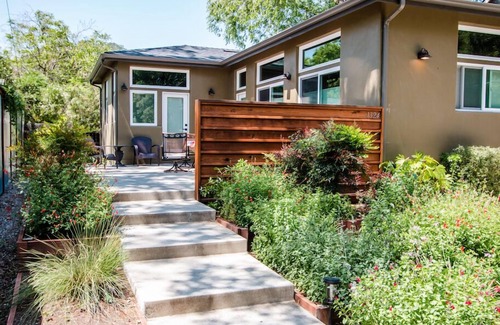 Paso Robles House | Twice is Nice-2BR/2BA Finely Finished Home in Downtown Paso Robles!