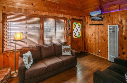 Sugarloaf House | Twin Bear
