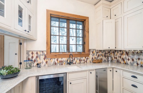 Telluride House | TWIN ELK- Luxury Estate, Game Room, Hot Tub, Easy ski Access