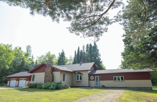 Toivola House | Twin Lakes Recreation Get-a-way