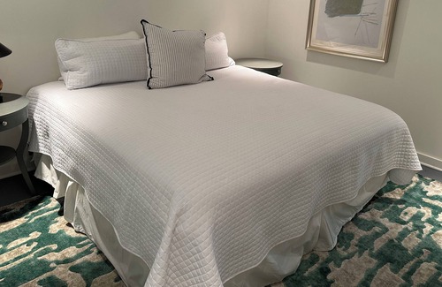 Twin Lakes House | Twin Lakes Renovated Guest House! Minutes from downtown Twin Lakes & Wilmot