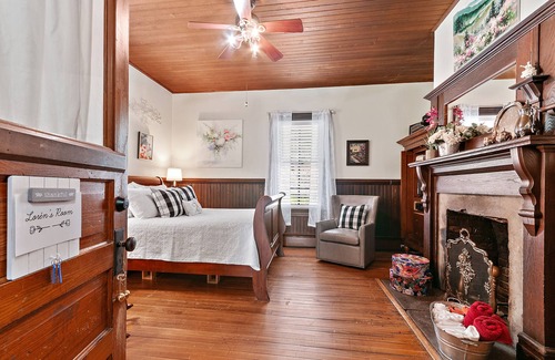 Waynesville Other | Twin Maples Farmhouse-Walk to Dining, Shops & Pubs
