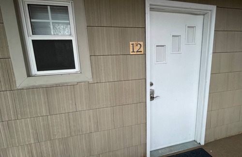 Syracuse Apartment | Twin Oaks Extended Stay Studio - 2817 Apt 12