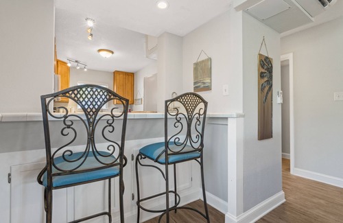 Gulfport House | Twin Palms dual townhome at Gulfport Beach