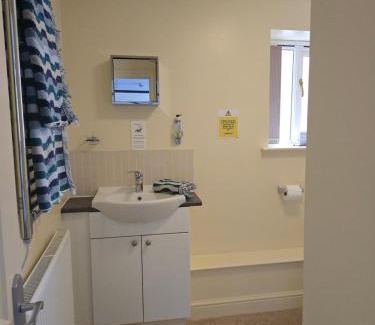 Llanidloes Bed & Breakfast | Twin Room - The Unicorn Hotel