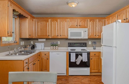 Kaukauna House | Twix Summary: Come