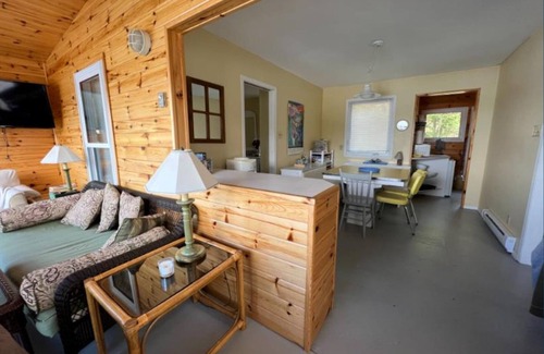 Kenora Cottage | Two beautiful private cottages on Coney Island, Kenora, Lake of the Woods