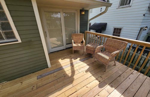 Columbia-Tusculum House | Two beautifully remodeled neighboring homes