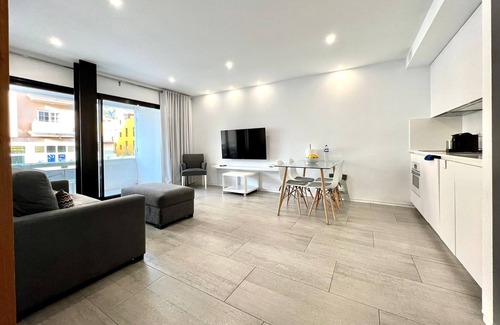 Los Llanos Apartment | Two Bedroom B, Central, with wifi and view