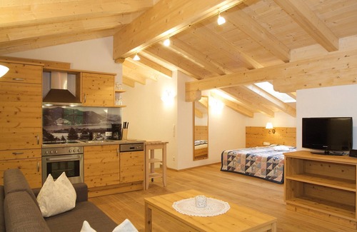Zell am See Cabin | Two-Bedroom Apartment with Breakfast - Pfefferbauer, Jausenstation