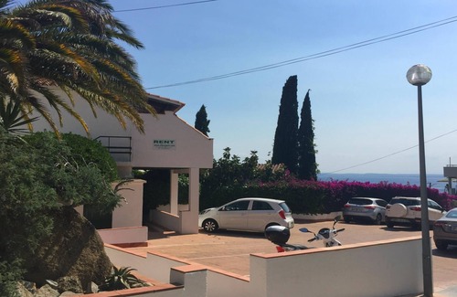 Almadraba-Canyelles Apartment | Two-Bedroom Apartment Sea View located 50m from the beach