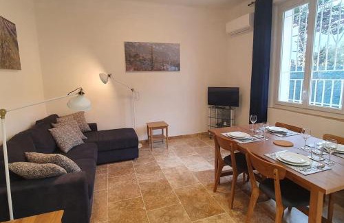 La Ciotat Apartment | Two bedroom apartment garden parking near beaches