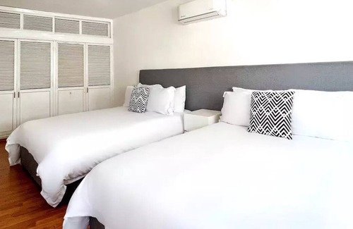 Las Gaviotas Apartment | Two-bedroom apartment with a view of Olas Altas