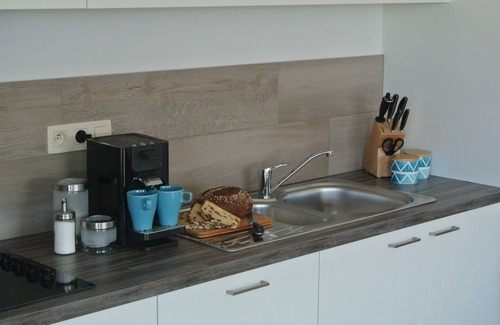 Lochristi Apartment | TWO BEDROOM APPT. TERRACE. HOTEL SERVICE. RESERVED PARKING FREE. 8 KLM FROM GHENT