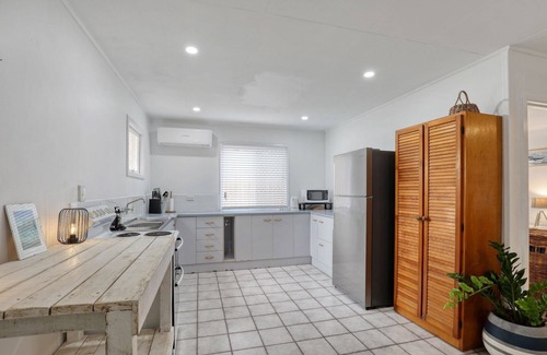 Point Lookout Apartment | Two Bedroom Central Point Lookout Unit