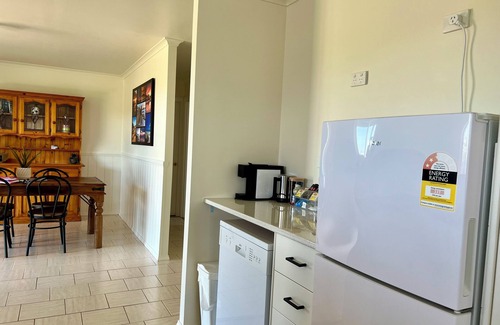 Yanakie Cottage | Two-Bedroom Cottage at Promhills Cabins, Wilsons Prom (adults only)