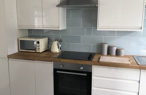 Liskeard Town Centre House | Two bedroom detached house down quiet lane in central Liskeard Cornwall