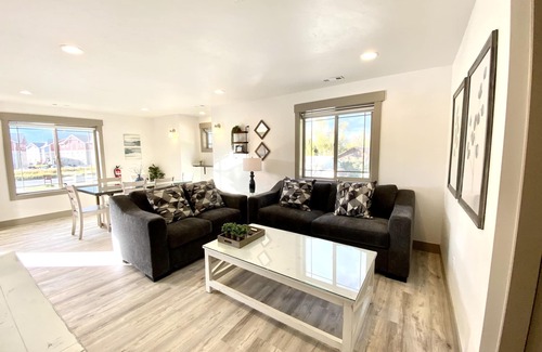Rexburg Apartment | Two Bedroom Double King suite#10- Free Breakfast