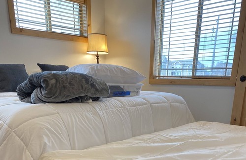 Rexburg Apartment | Two Bedroom Double King suite#5-FREE breakfast