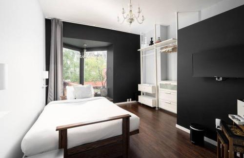 Plateau Mont Royal Apartment | Two bedroom duplex in Plateau Mont-Royal district