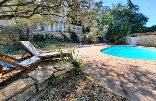 Quartier des Espesses Cottage | Two-bedroom gîte with terrace and swimming pool