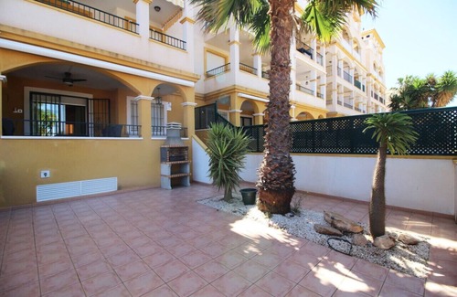 Mar de Cristal Apartment | Two Bedroom Ground Floor Apartment in Mar de Cristal