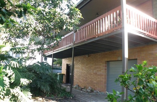 Point Lookout House | Two bedroom house in quiet cul-de-sac and walking distance to beaches.