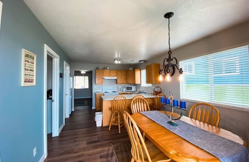 Harbor Village Condo | Two-Bedroom Lake View Condo 918 # 4, beautiful views