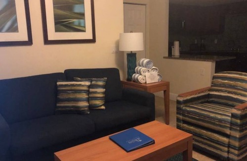 Pompano Beach Resort | Two Bedroom Pool View, Luxury Condo, Pompano Beach, Florida (3331195)