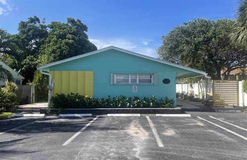 Deerfield Beach Apartment | Two Bedroom Retreat Near Deerfield Beach Pier