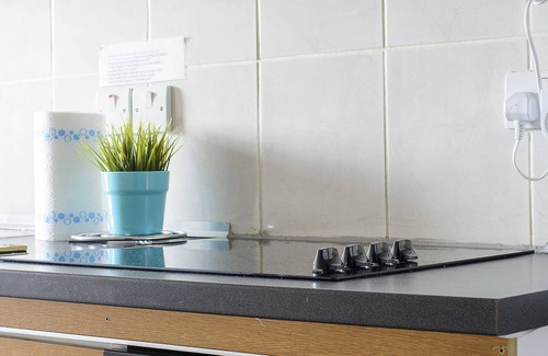 Canonbury Apartment | Two Bedroom Sunrise Apartment Balcony Centrl Angel