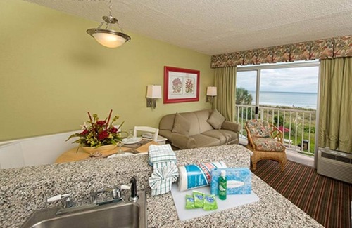 Ocean Drive Resort | Two Bedroom Ocean Front Luxury Condo, Myrtle Beach, South Carolina 1890830