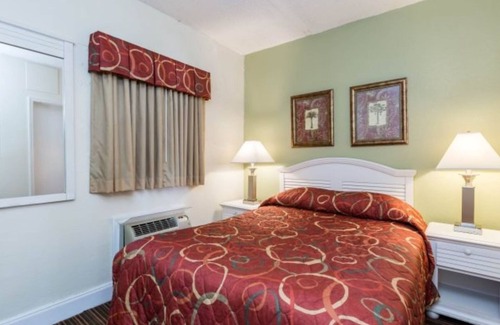 Ocean Drive Resort | Two Bedroom, Ocean Front, Luxury Condo, North Myrtle Beach, SC 3935803