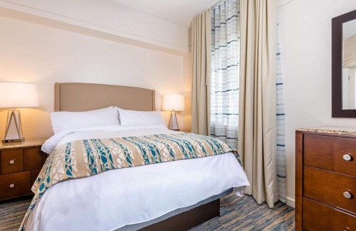 Florida Central Atlantic Coast Hotel | Two-bedroom villa at Marriott’s Cypress Harbour Villas