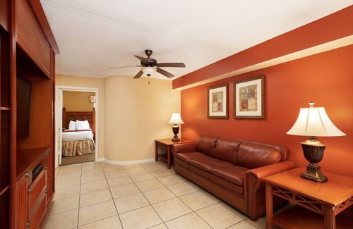 West Kissimmee Resort | Two-Bedroom Villa resort One Mile from DISNEY