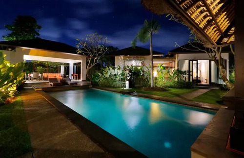 Mumbul Villa | Two Bedroom Villas with Panoramic View in Nusa Dua Hills
