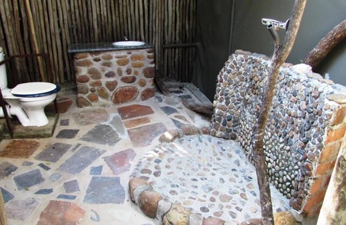 Thorny Bush Game Reserve Cabin | Two Bedroomed Bush-tent on the Klaserie River, with free lion - hyena sounds