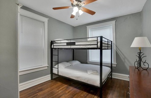 Shaw House | Two Charming Units 1W&2W