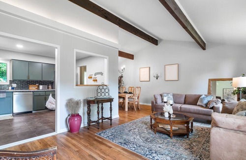 Northwest Akron House | Two Entire Homes W/Hot Tubs and Games Sleeps 20