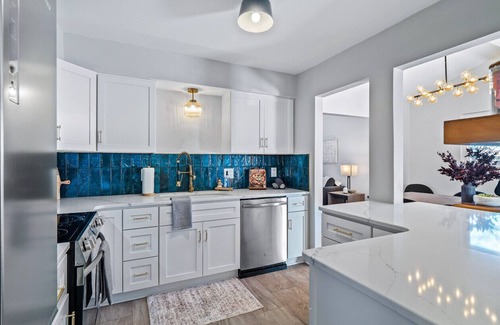 Northwest Akron House | Two Entire Homes W/Hot Tubs and Games Sleeps 20